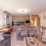 App 6 Pers Cozy Centre Samoëns